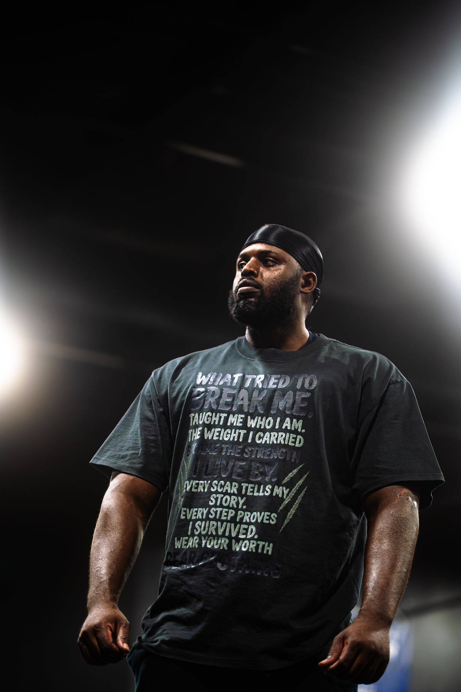 What Tried To Break Me Men Oversized faded T-shirt - Bearclothing 