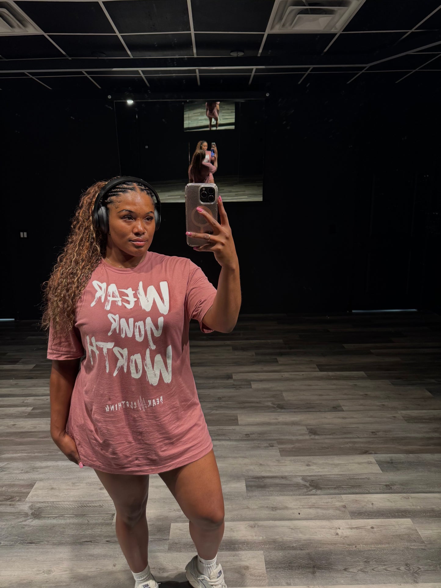 Wear Your Worth Women’s Premium Fitted T-Shirt - Bearclothing 