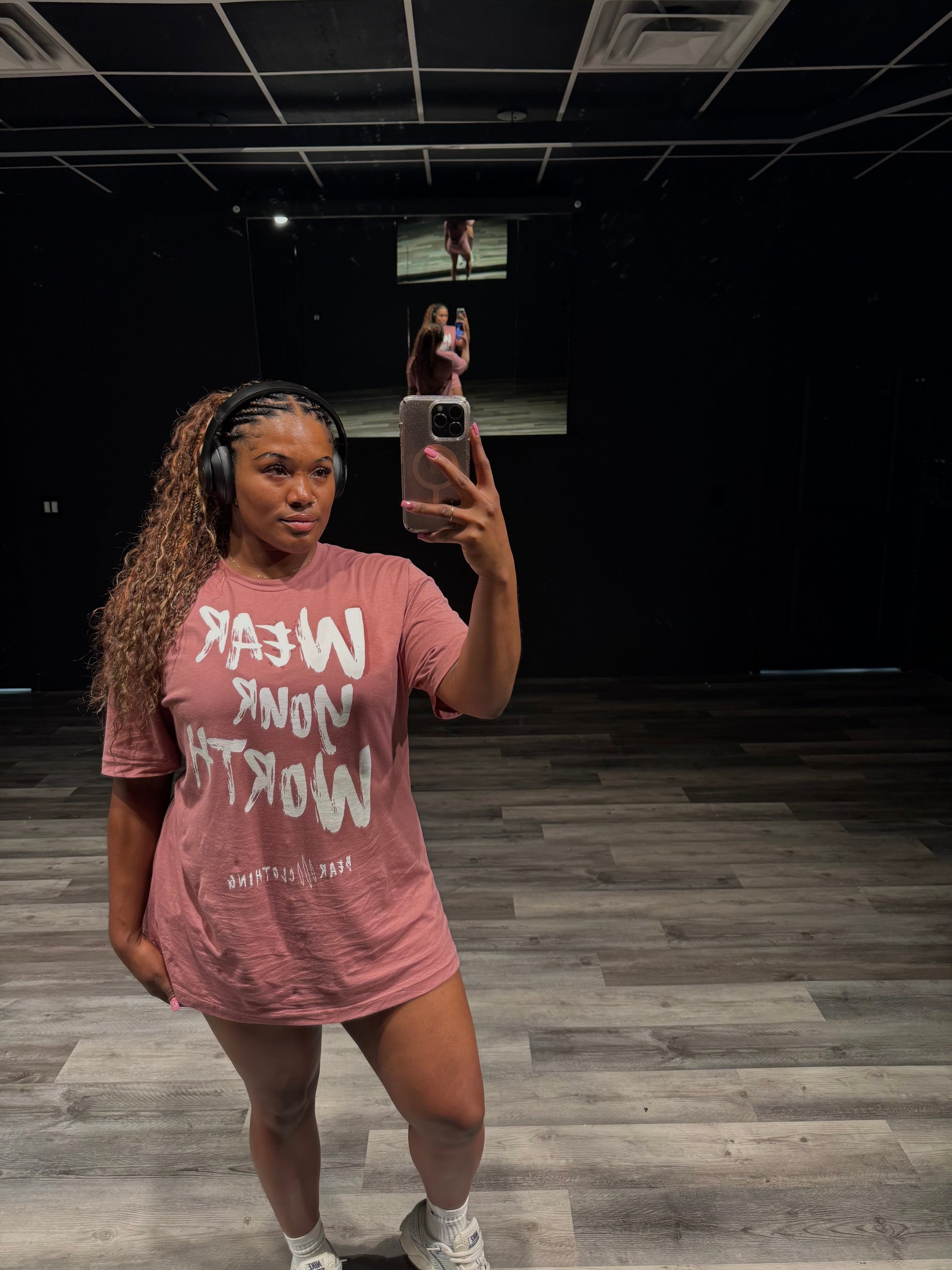 Wear Your Worth Women’s Premium Fitted T-Shirt - Bearclothing 