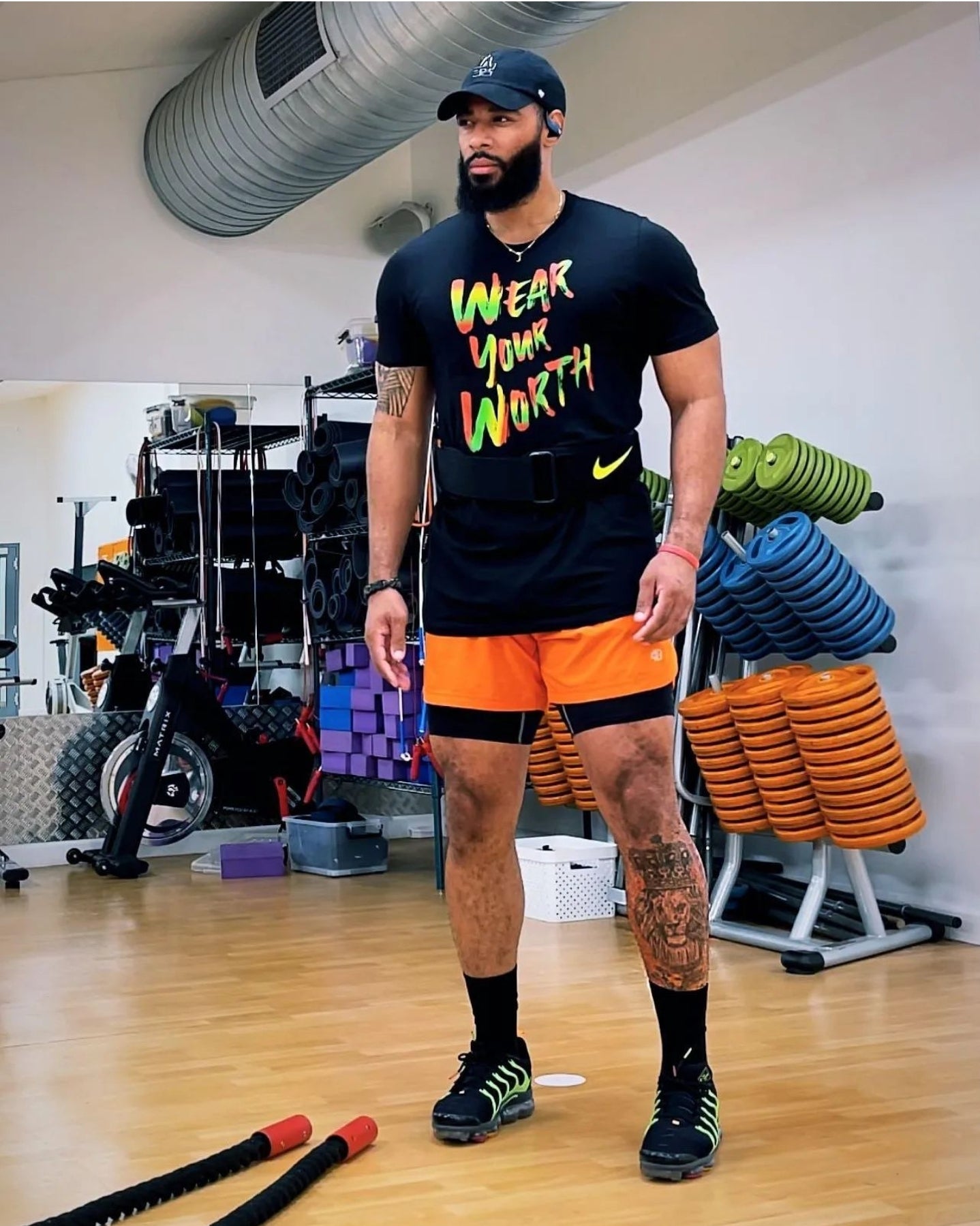 Jamaica Print Wear Your Worth Premium Tee - Bearclothing